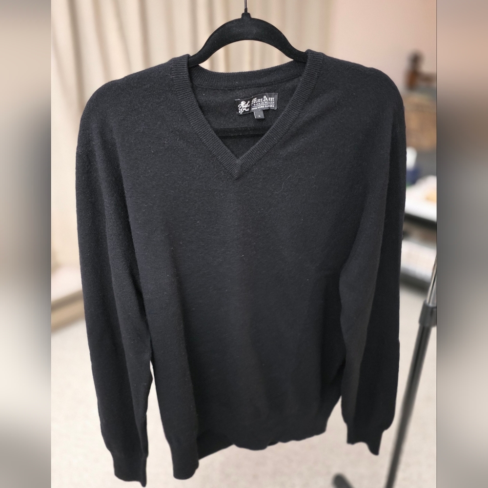 Men's Black V-Neck Sweater
